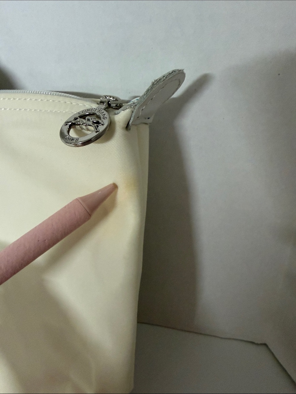 Longchamp RARE Blue Horse cream tote - Picture 4 of 14